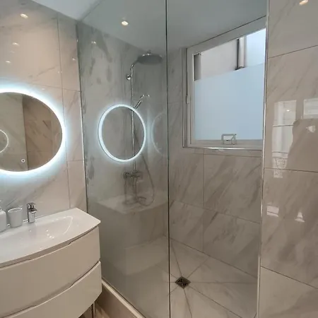 Marais-studio, Rue Simon Le Franc - 3 Places *